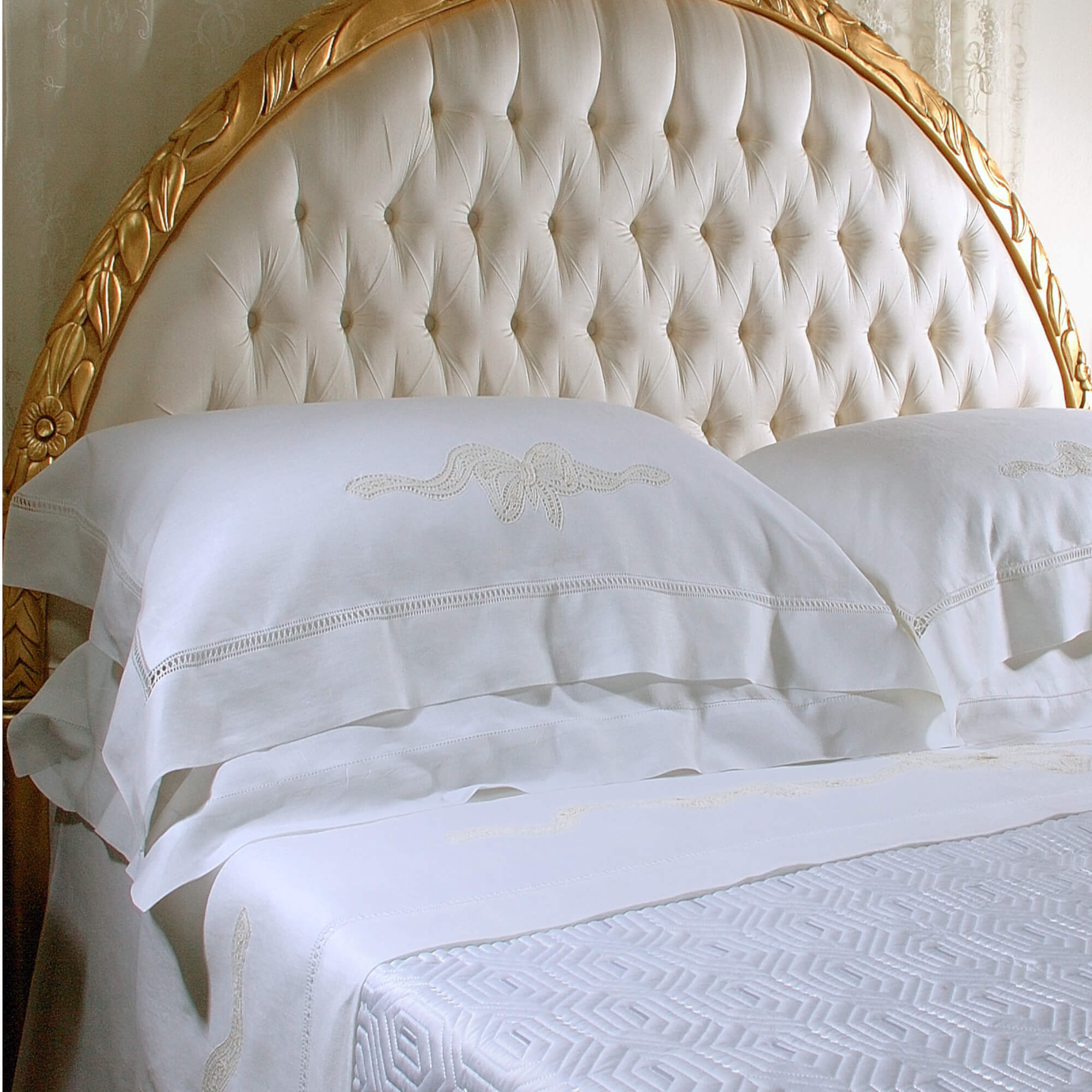 BED LINENS – Martina Vidal Venezia