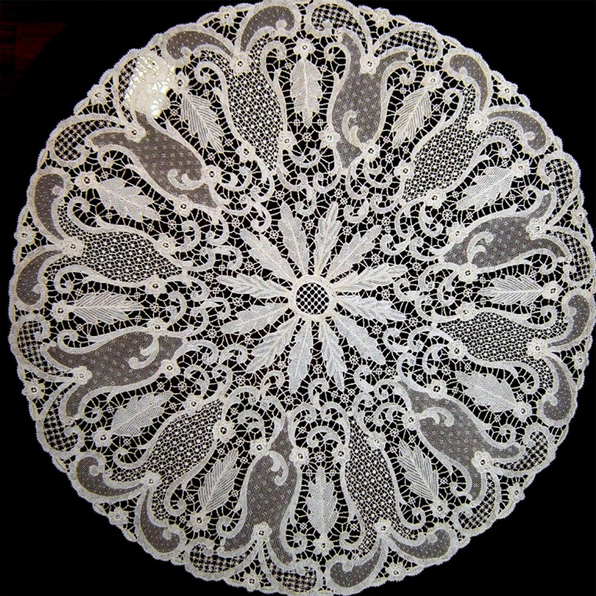 DOILIES BURANO LACE – Martina Vidal Venezia