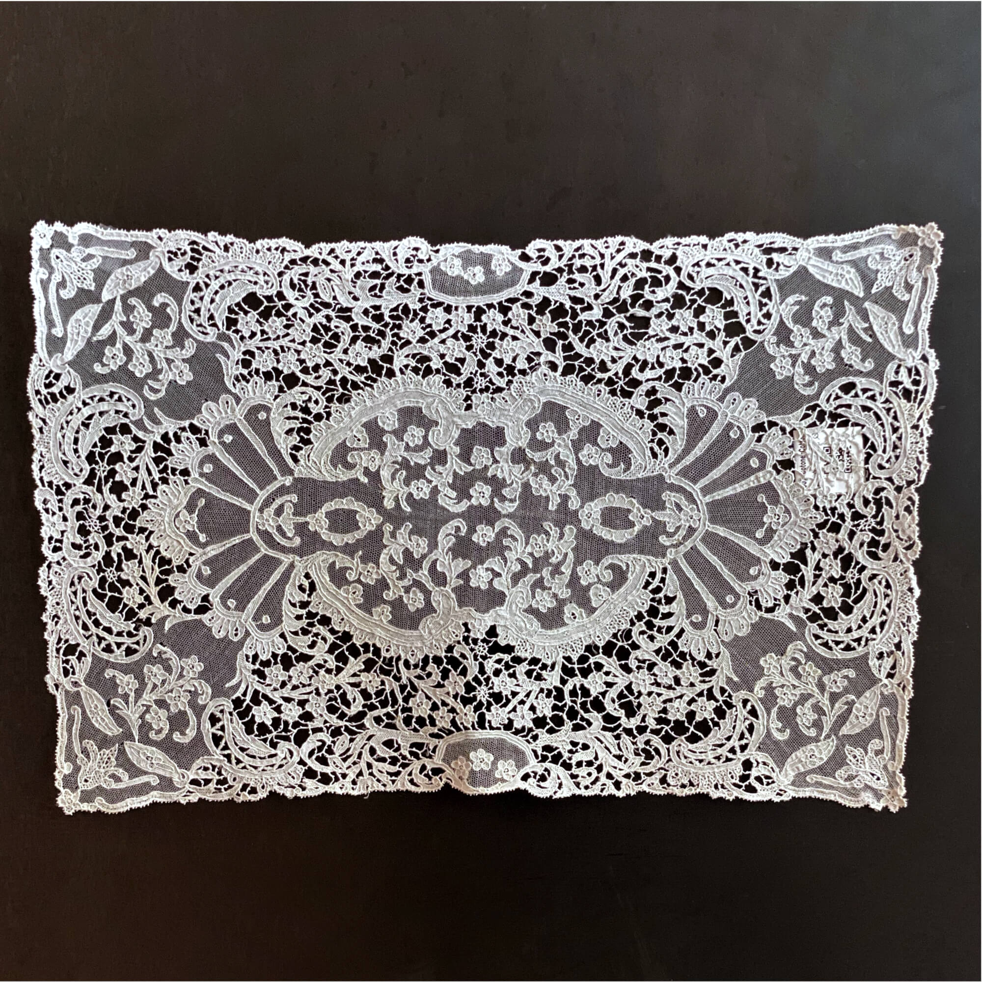 DOILIES BURANO LACE – Martina Vidal Venezia