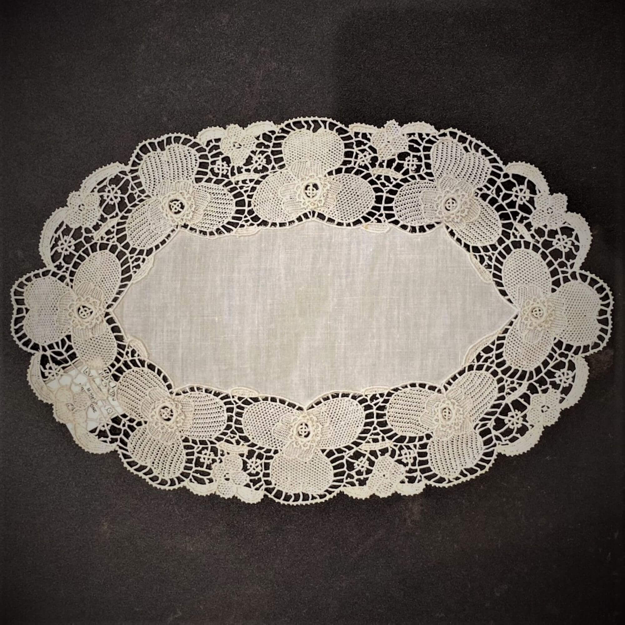 マルティーナ・ヴィダル martina vidal ドイリー DOILIES BURANO LACE – Martina Vidal Venezia