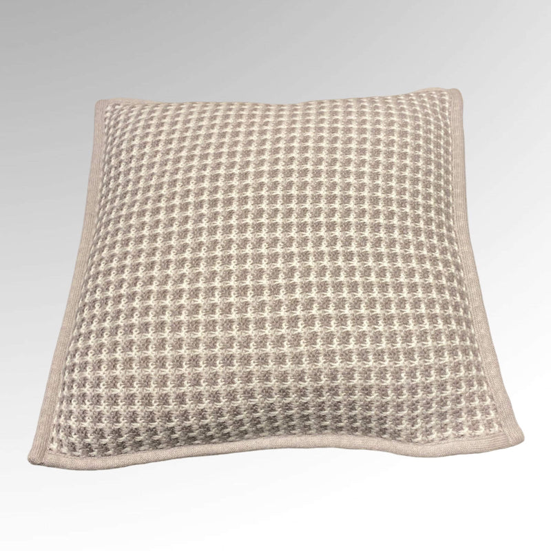 DECORATIVE CASHMERE PILLOWS