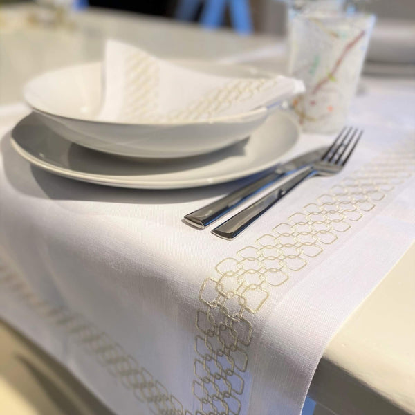 TABLE RUNNER QUATRINI