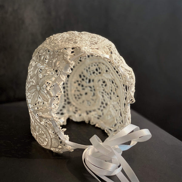 CUFFIA DA BATTESIMO MERLETTO DI BURANO