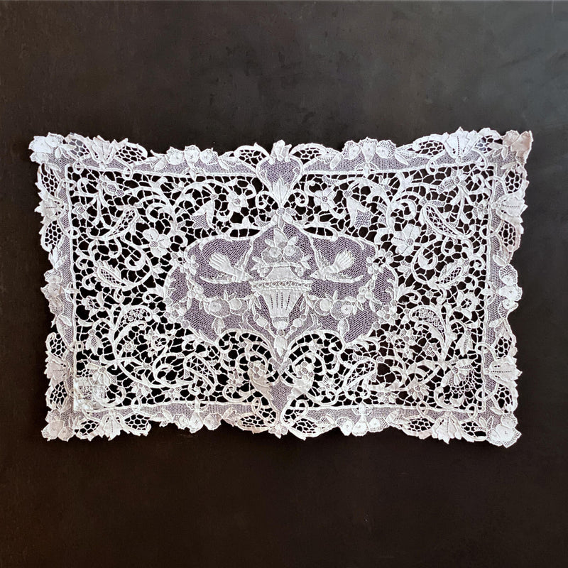 DOILIES BURANO LACE