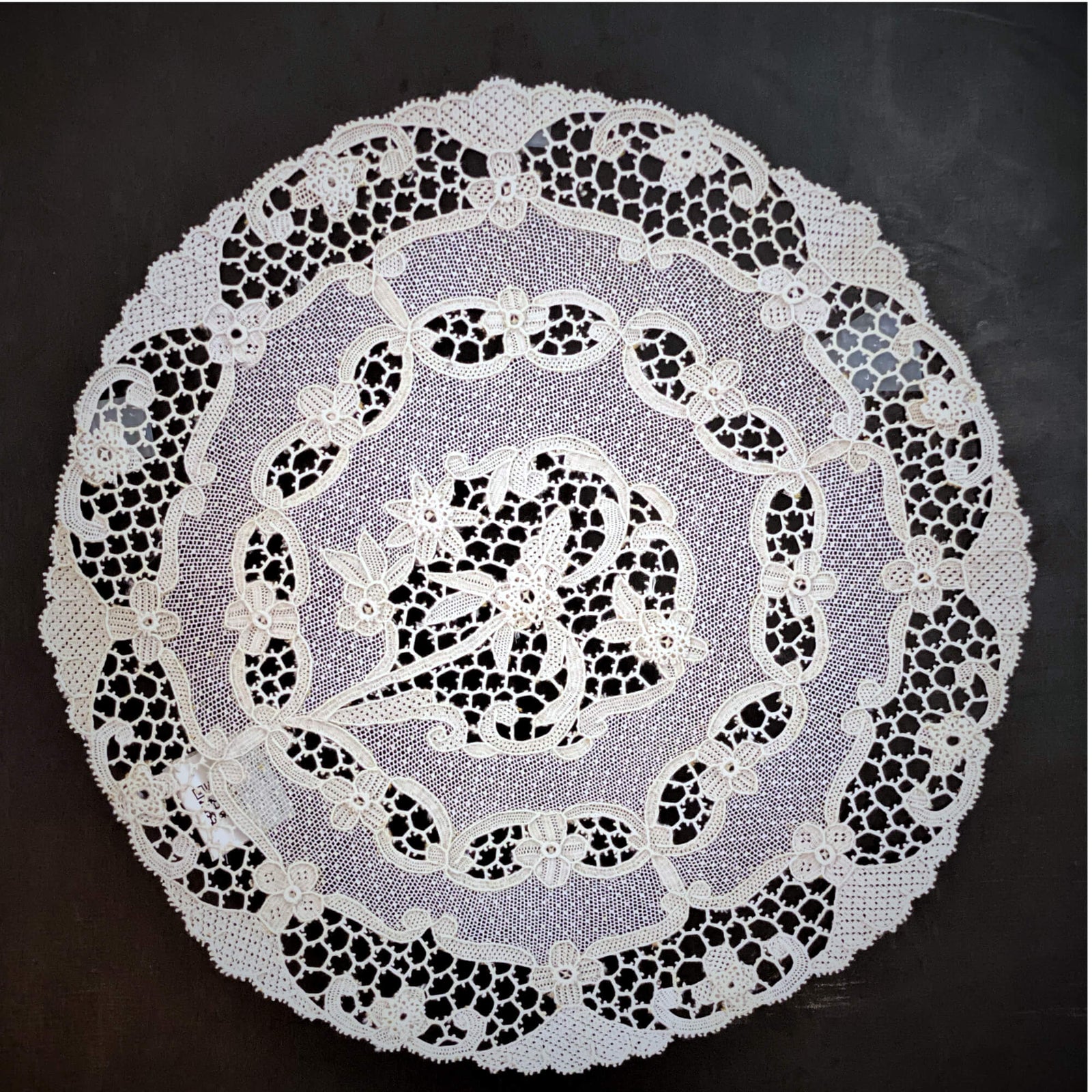 マルティーナ・ヴィダル martina vidal ドイリー DOILIES BURANO LACE – Martina Vidal Venezia
