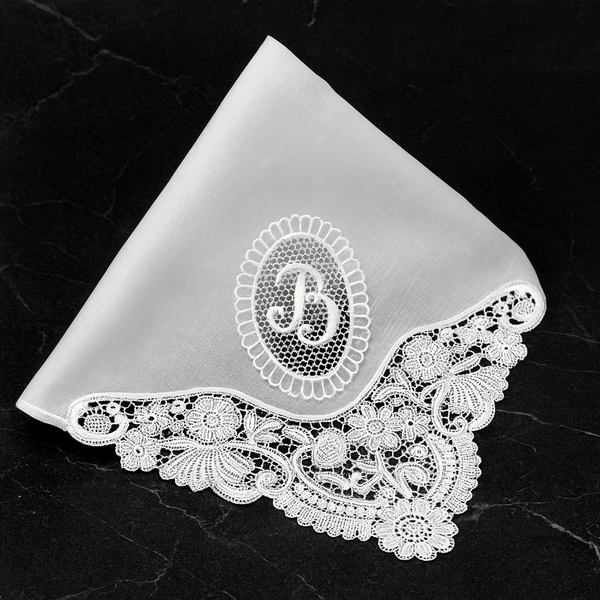 LUXURY LACE – Martina Vidal Venezia