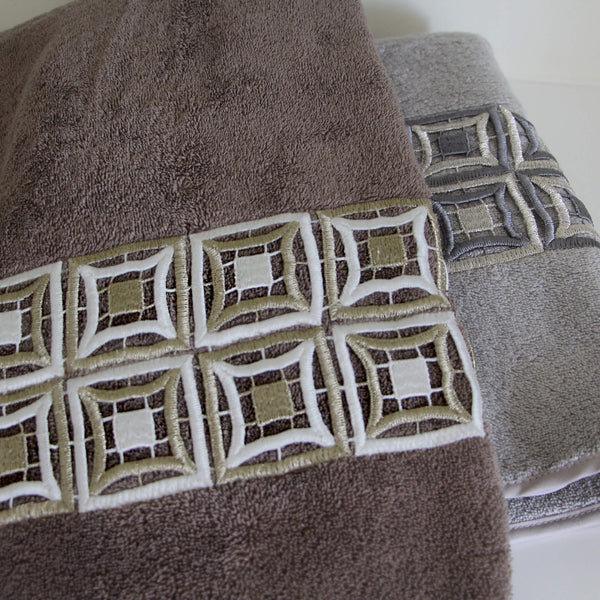 QUADRI TOWELS