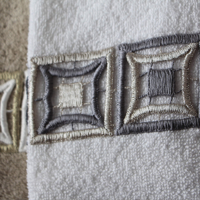 QUADRI TOWELS