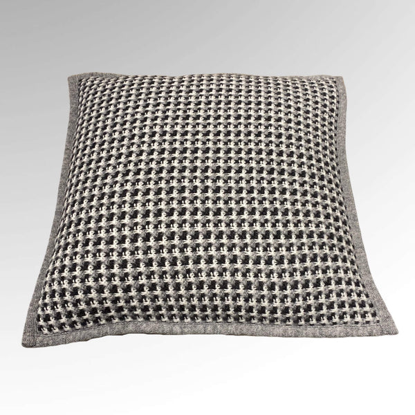 DECORATIVE CASHMERE PILLOWS