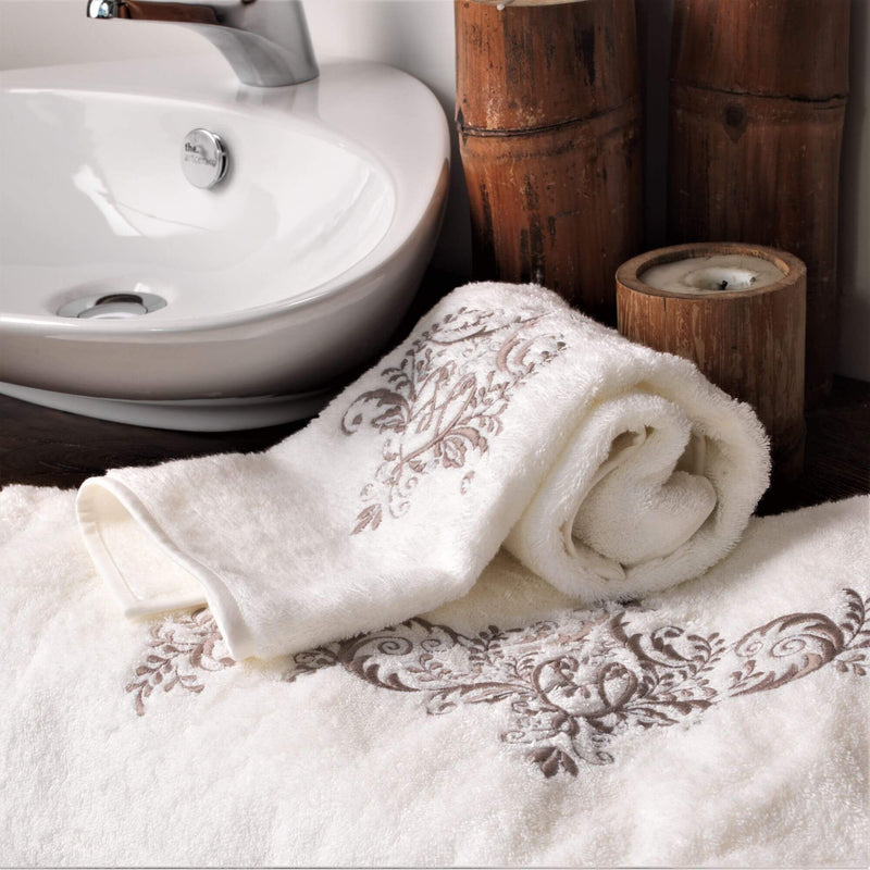 IRIS MARTINA TOWELS