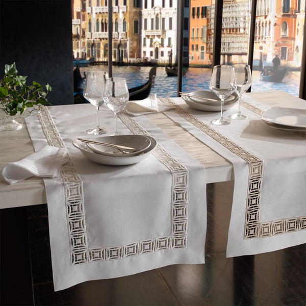 TABLE RUNNER QUADRI CLASSIC