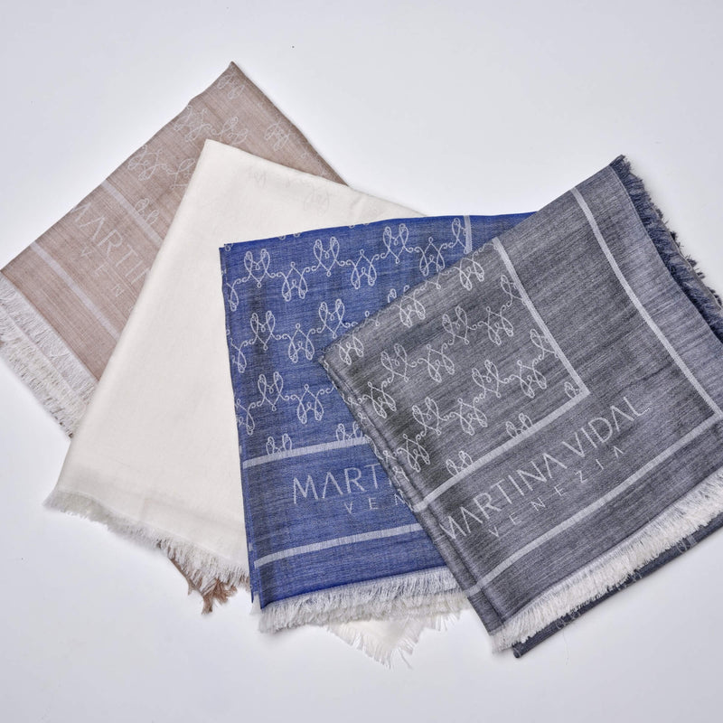 SHAWL 140 RIVA JACQUARD LOGO