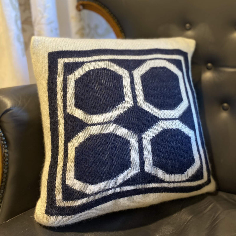 DECORATIVE CASHMERE PILLOWS