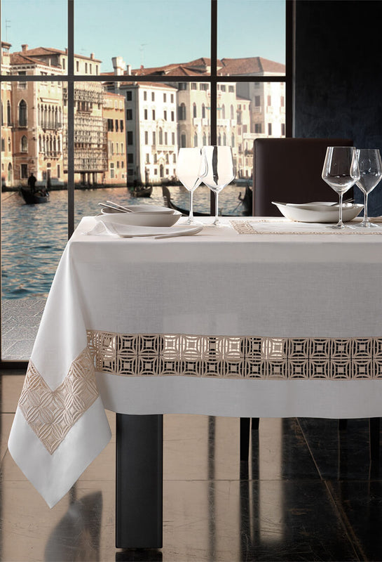 Tovaglia di lusso su misura con pizzo luxury lace